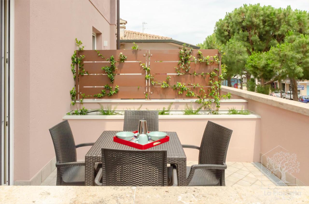 Appartamenti La Piazzetta Sirmione Exterior foto